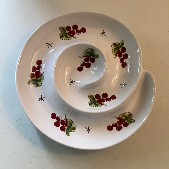 Swirl Dip Dish W/Berry Design and Appetizer Plate - Picture 1 of 4